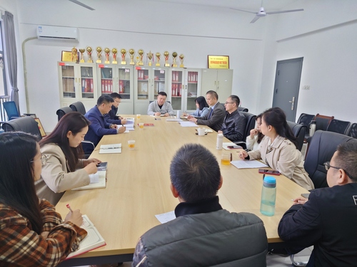6 11月20日在新闻与传播学院调研 6 11月20日在新闻与传播学院调研